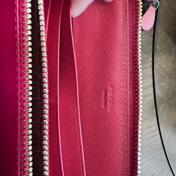 Pink Prada Saffiano Bow Zippy Wallet (Authentic) - Picture 4 of 15